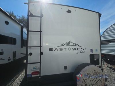 2022 EAST TO WEST Alta - Photo 8
