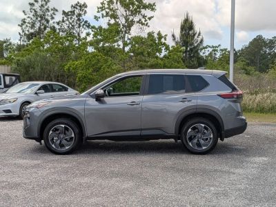 2025 Nissan Rogue - Photo 2