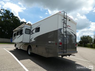 2013 Winnebago Sunstar - Photo 2
