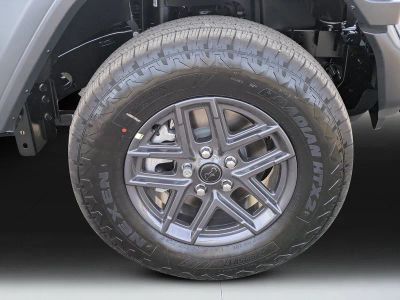 2026 Jeep Wrangler — photo 9 view