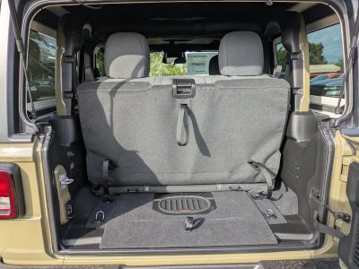 2026 Jeep Wrangler — photo 11 view