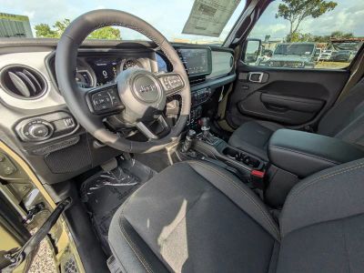 2026 Jeep Wrangler — photo 13 view