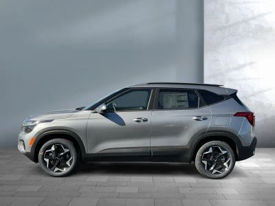 2026 Kia Seltos — rear three-quarter view