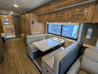2019 Thor Motor Coach Palazzo - Photo 33