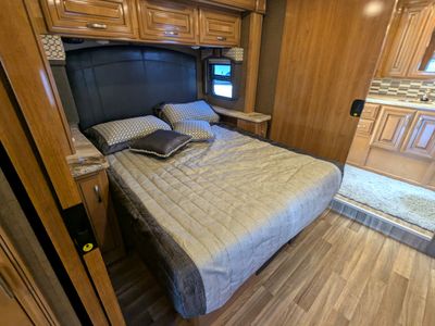 2019 Thor Motor Coach Palazzo - Photo 22