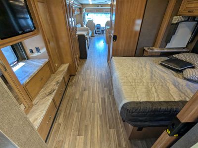 2019 Thor Motor Coach Palazzo - Photo 28