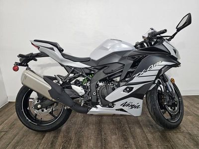 2025 Kawasaki NINJA ZX-4RR ABS - Photo 8