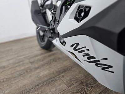 2025 Kawasaki NINJA ZX-4RR ABS - Photo 12