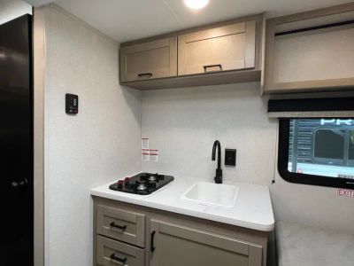 2026 Jayco PROWLER LYNX - Photo 4