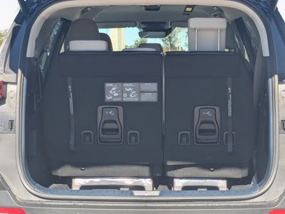 2026 Kia Carnival — photo 13 view