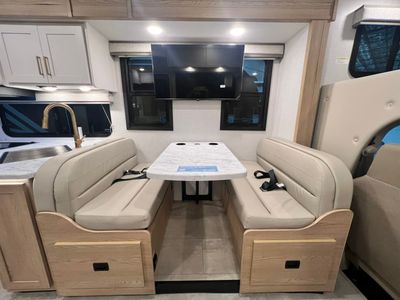2026 Thor Motor Coach CHATEAU - Photo 7