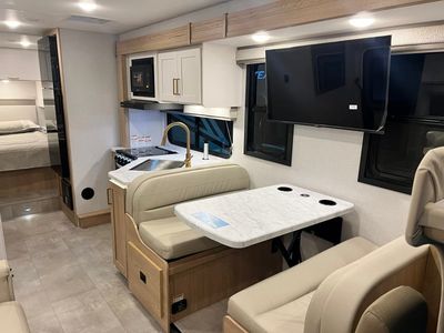 2026 Thor Motor Coach CHATEAU - Photo 6