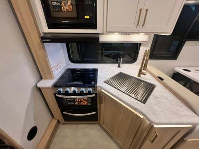 2026 Thor Motor Coach CHATEAU - Photo 10