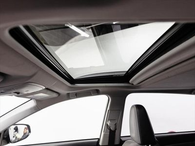 2018 Toyota RAV4 HYBRID - Photo 5