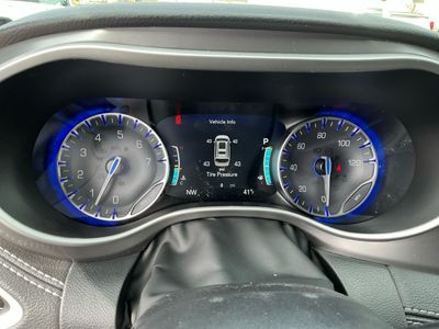2026 Chrysler Pacifica - Photo 11