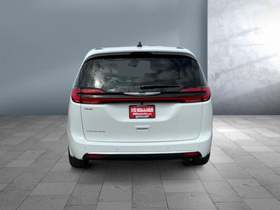 2026 Chrysler Pacifica - Photo 5
