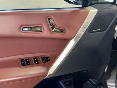 2024 BMW iX — photo 18 view