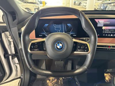 2024 BMW iX — photo 21 view