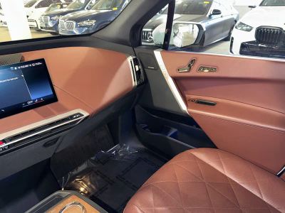 2024 BMW iX — photo 31 view