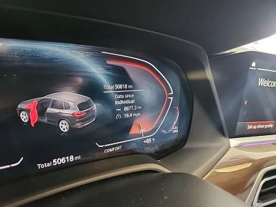 2022 BMW X5 — detail view