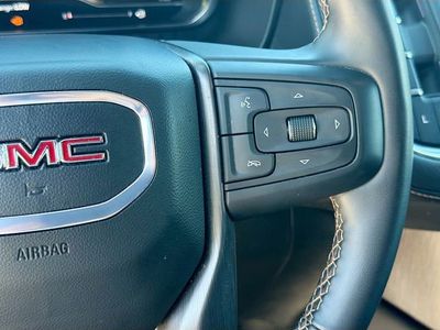 2024 GMC Yukon - Photo 41
