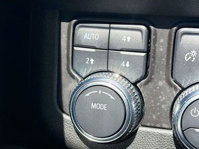 2024 GMC Yukon - Photo 50