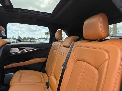 2023 Lincoln Nautilus — photo 17 view