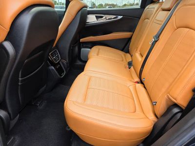 2023 Lincoln Nautilus — photo 18 view