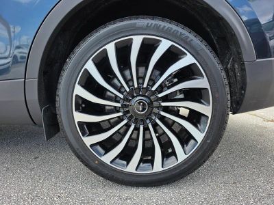 2023 Lincoln Nautilus — photo 16 view