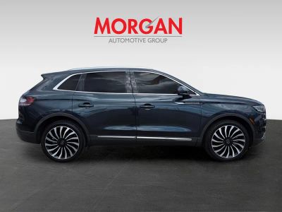 2023 Lincoln Nautilus — side profile view