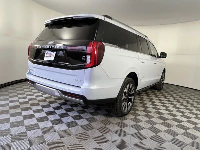 2026 Ford Expedition Max — detail view