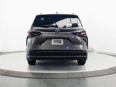 2024 Toyota Sienna - Photo 11