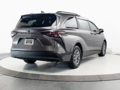 2024 Toyota Sienna - Photo 13