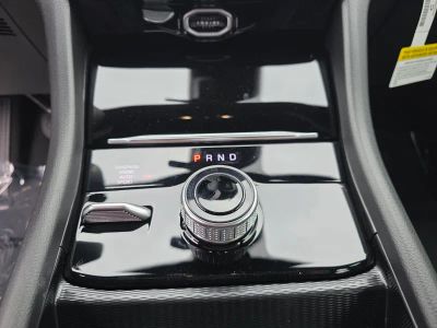 2026 Jeep Grand Cherokee — photo 15 view