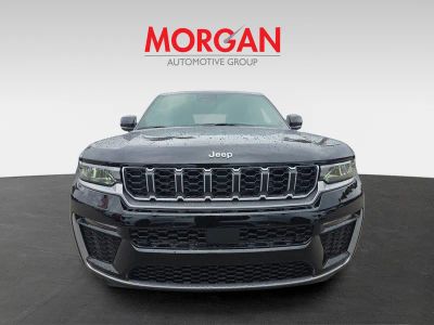 2026 Jeep Grand Cherokee — side profile view