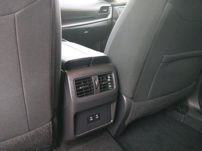 2025 Nissan Rogue — photo 16 view