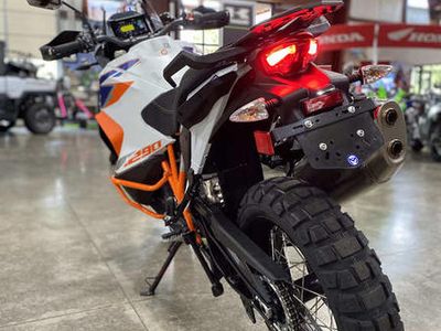 2024 KTM 1290 Super Adventure R - Photo 14
