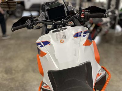 2024 KTM 1290 Super Adventure R - Photo 11