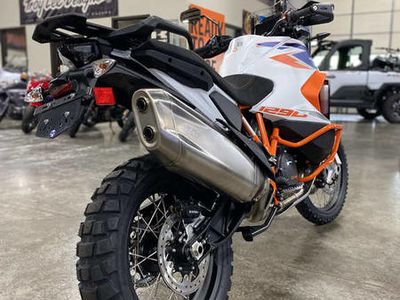 2024 KTM 1290 Super Adventure R - Photo 10
