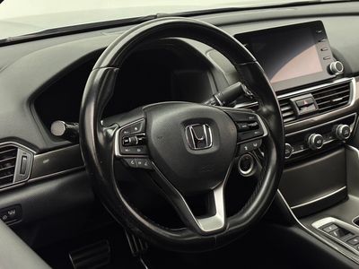 2020 Honda Accord Sedan — photo 10 view