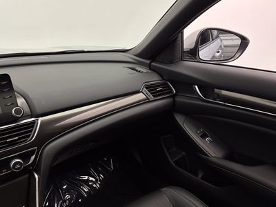 2020 Honda Accord Sedan — photo 30 view