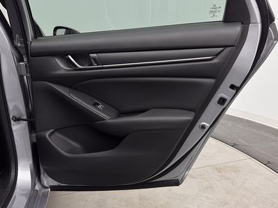 2020 Honda Accord Sedan — photo 32 view