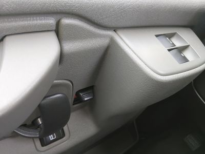 2020 Chevrolet Express Passenger - Photo 19