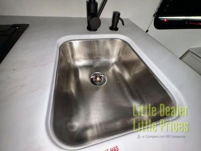 2026 Grand Design Transcend One - Photo 23