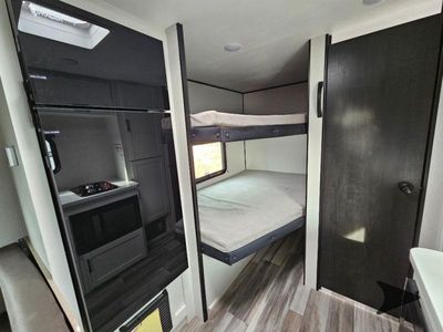 2026 Jayco Jay Flight SLX — photo 21 view