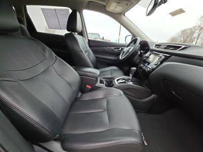 2016 Nissan Rogue — photo 15 view