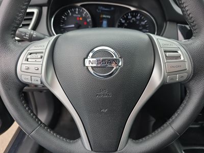 2016 Nissan Rogue — photo 19 view