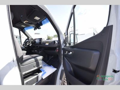 2026 Remote Vans Remote Vans - Photo 9