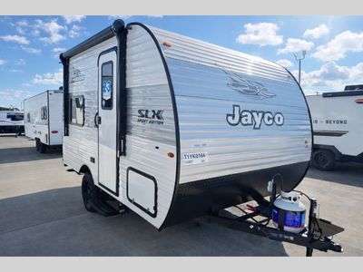 2026 Jayco Jay Flight SLX — front three-quarter view