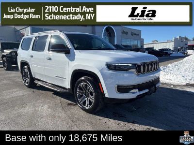 2024 Jeep Wagoneer Base - Photo 2